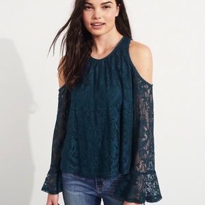 Gorgeous lace detailed top